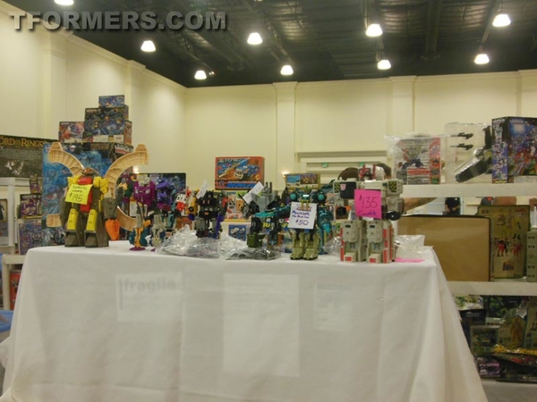 BotCon 2013   The Transformers Convention Dealer Room Image Gallery   OVER 500 Images  (65 of 582)